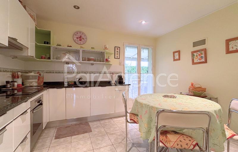 Maison - 120 m² - 4 pièces