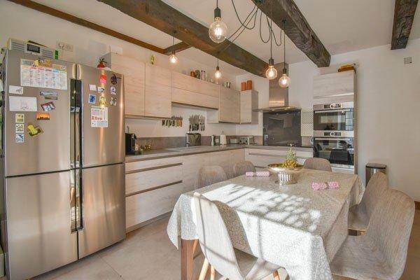 Maison de village - 256 m² - 11 pièces