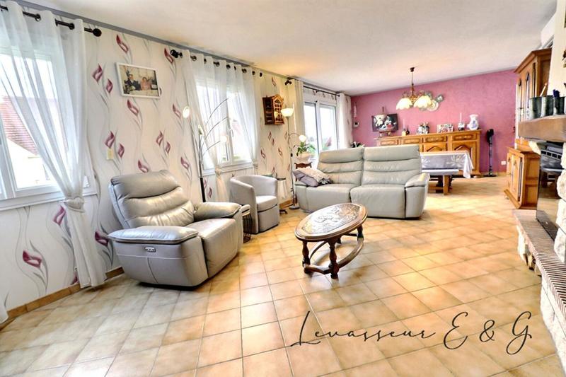 Maison - 122 m² - 6 pièces