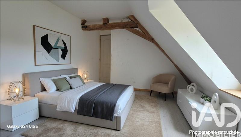 Maison - 236 m² - 7 pièces