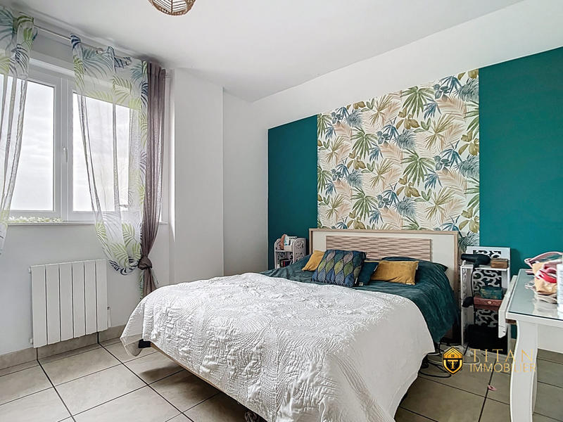 Maison - 95 m² - 5 pièces