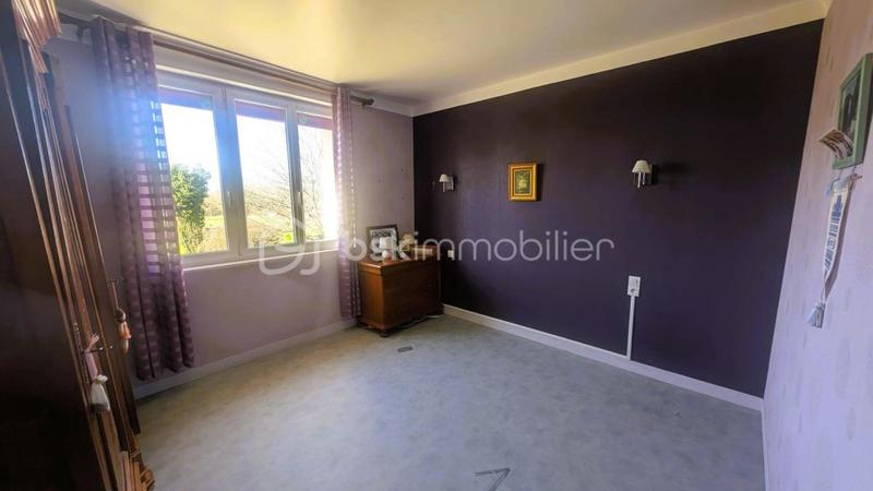 Maison traditionnelle - 90 m² - 7 pièces