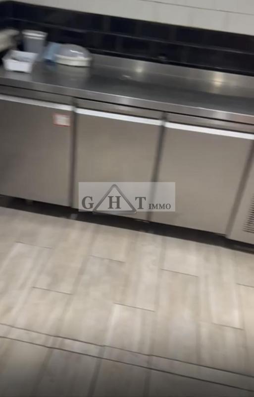 Local commercial - 60 m²