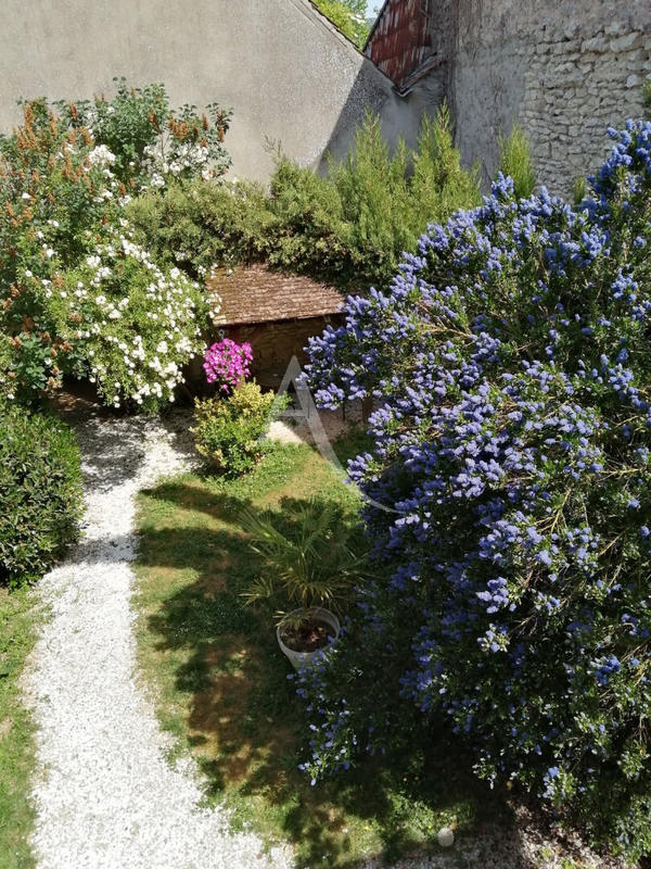 Maison - 180 m² - 6 pièces