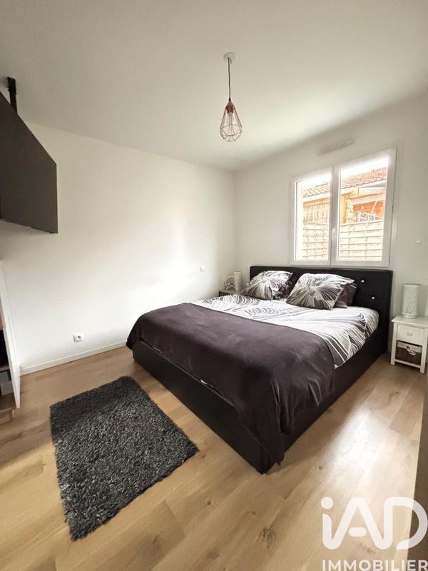 Maison - 93 m² - 4 pièces