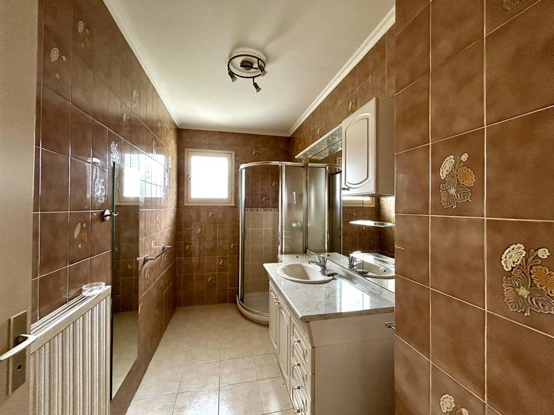 Maison - 85 m² - 5 pièces