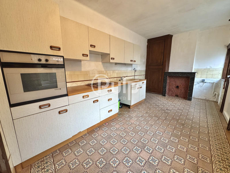 Maison - 100 m² - 6 pièces