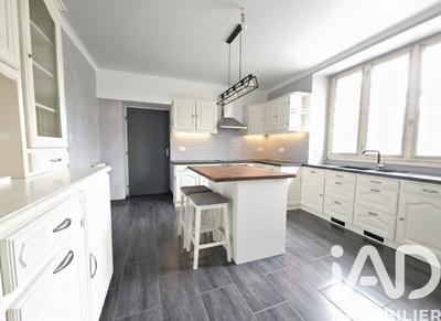 Maison - 173 m² - 6 pièces
