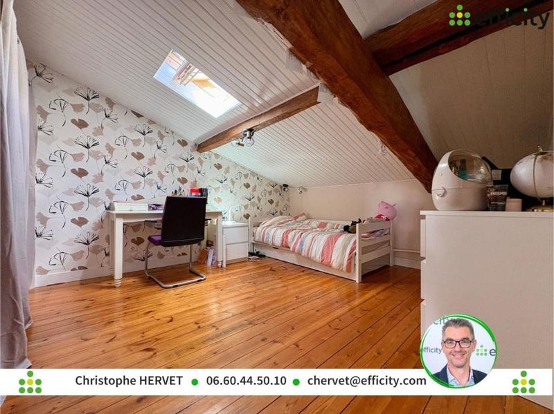 Maison - 152 m² - 6 pièces