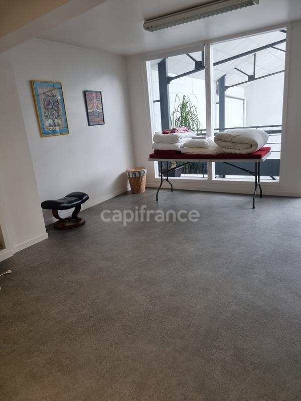 Maison - 570 m² - 11 pièces