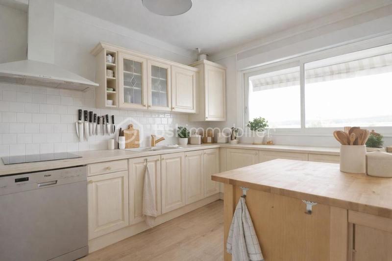 Appartement - 88 m² - 4 pièces