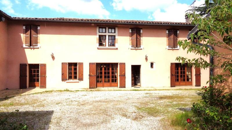 Propriété - 400 m² - 9 pièces