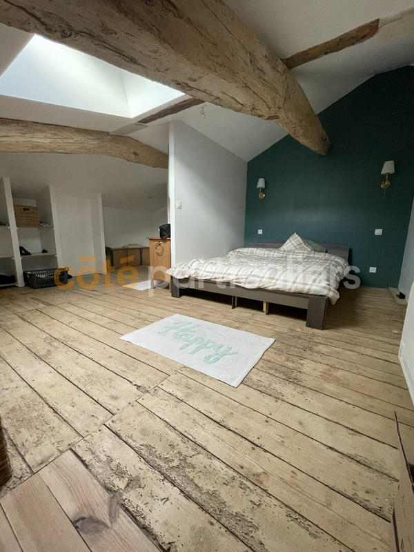 Maison - 196 m² - 6 pièces