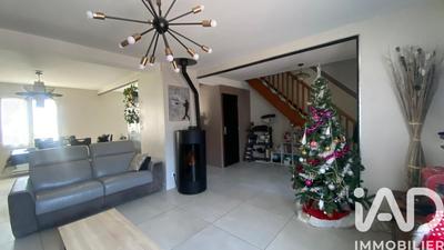 Maison - 97 m² - 4 pièces