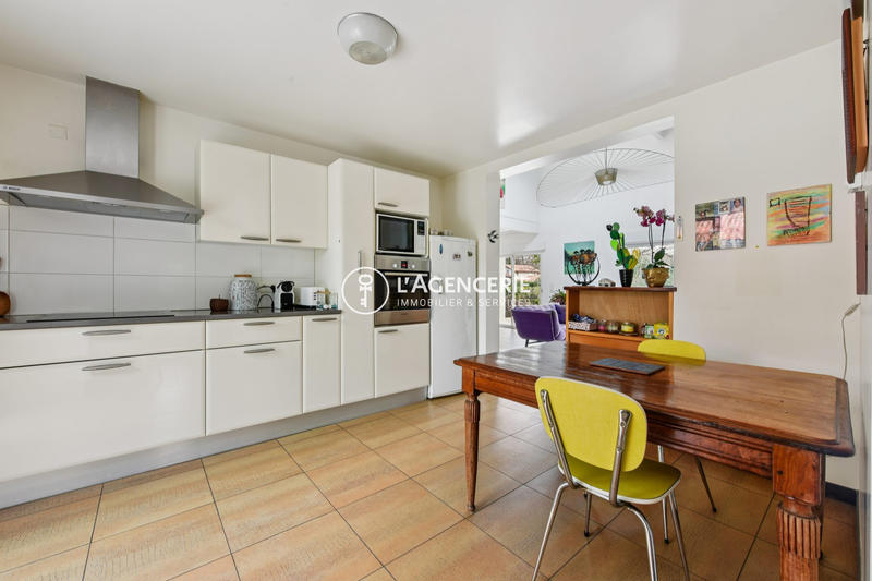 Maison traditionnelle - 139 m² - 7 pièces