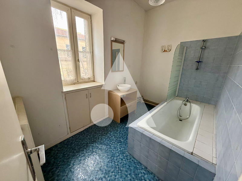 Maison - 161 m² - 6 pièces