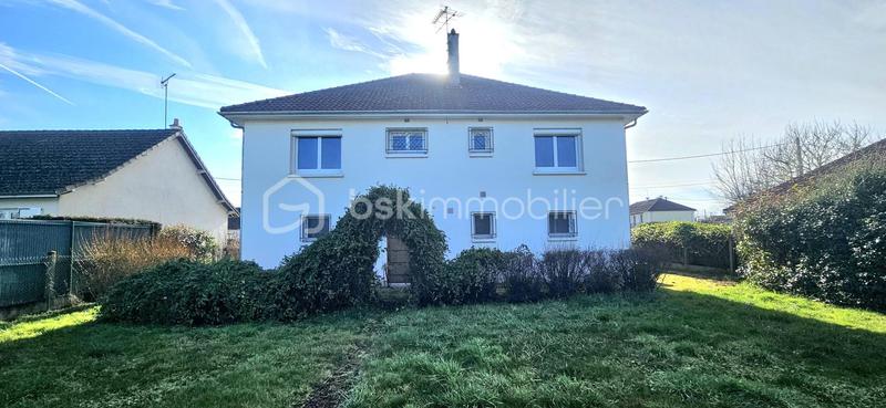 Maison traditionnelle - 103 m² - 4 pièces