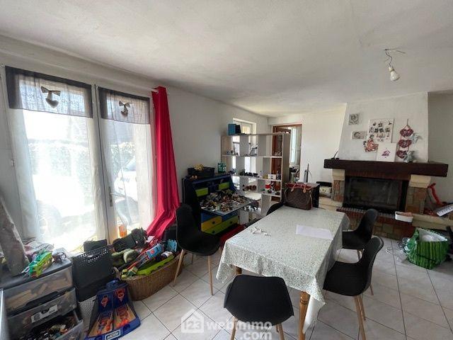 Maison - 111 m² - 4 pièces