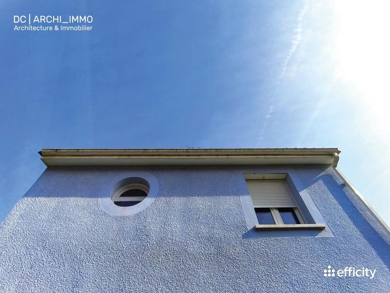 Maison - 205 m² - 7 pièces