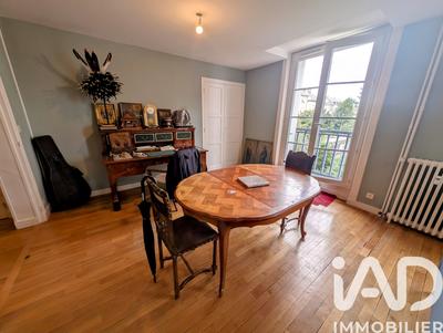 Appartement - 98 m² - 4 pièces