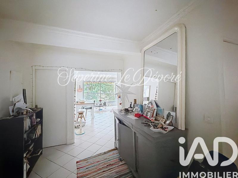 Appartement - 99 m² - 5 pièces