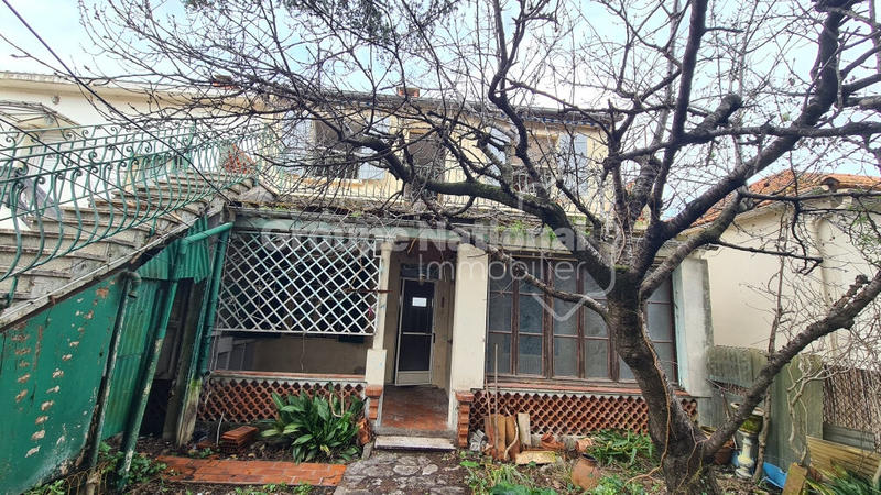 Immeuble - 60 m² - 6 pièces