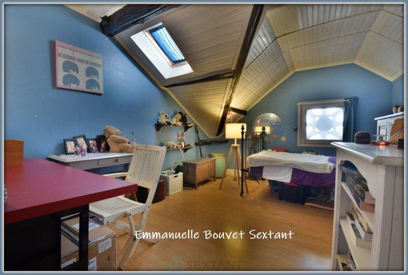 Maison bourgeoise - 180 m² - 9 pièces