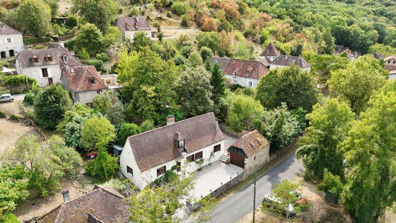 Maison - 110 m² - 7 pièces