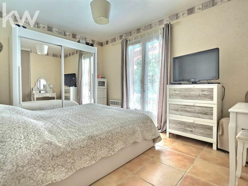 Villa - 218 m² - 7 pièces