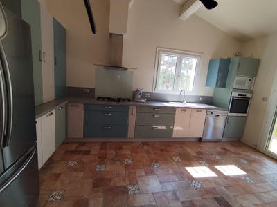 Villa - 180 m² - 6 pièces