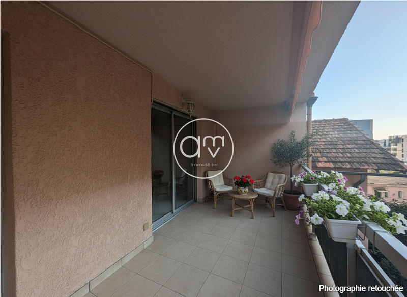 Appartement - 66 m² - 2 pièces