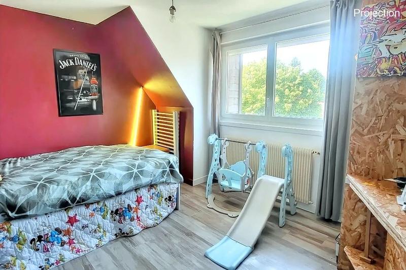 Maison - 91 m² - 4 pièces