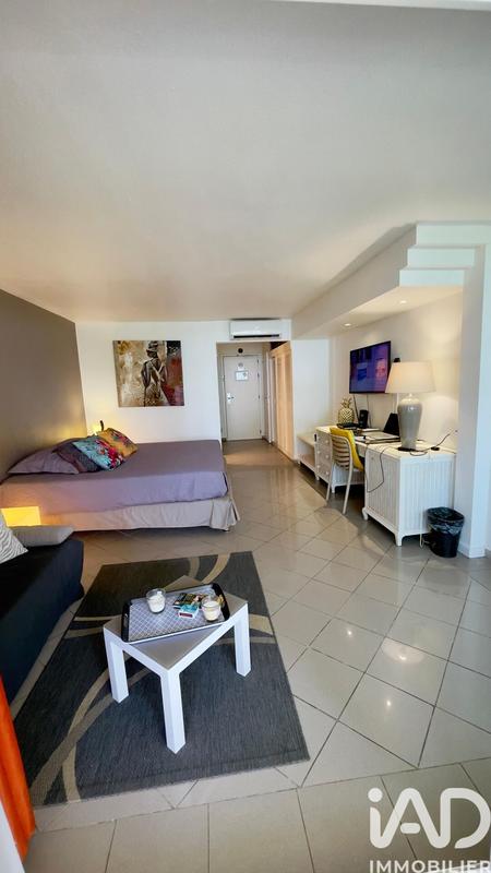 Studio - 42 m² - 1 pièce