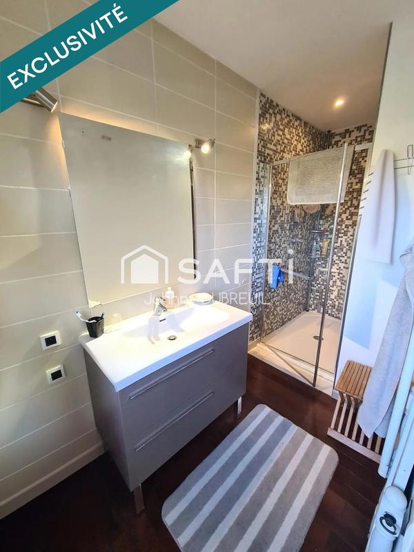 Maison - 224 m² - 6 pièces