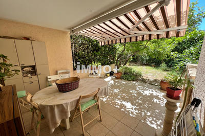 Appartement - 92 m² - 5 pièces