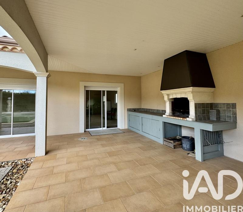 Maison - 226 m² - 6 pièces