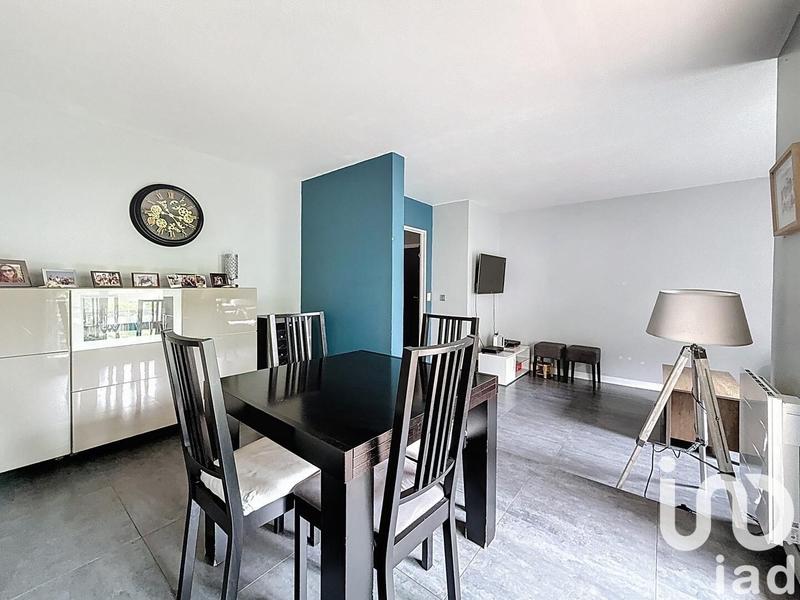 Appartement - 90 m² - 4 pièces