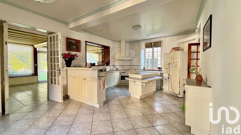 Maison - 212 m² - 8 pièces