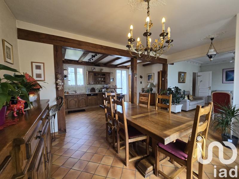 Maison - 99 m² - 5 pièces