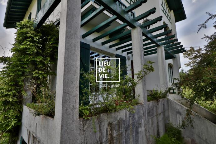 Maison ancienne - 135 m² - 6 pièces