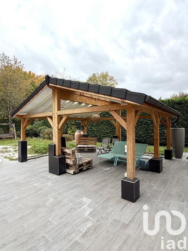 Maison - 253 m² - 6 pièces