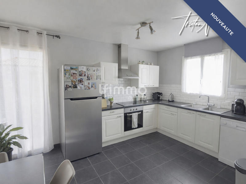 Maison - 95 m² - 4 pièces