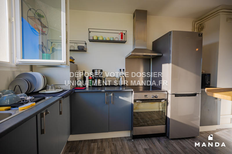 Chambre - 10 m² - 5 pièces