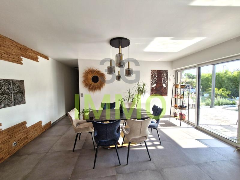 Villa - 175 m² - 6 pièces