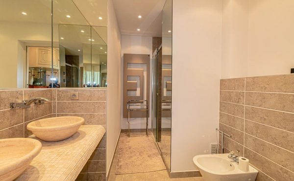 Appartement - 69 m² - 2 pièces