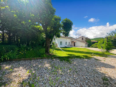 Maison - 120 m² - 6 pièces