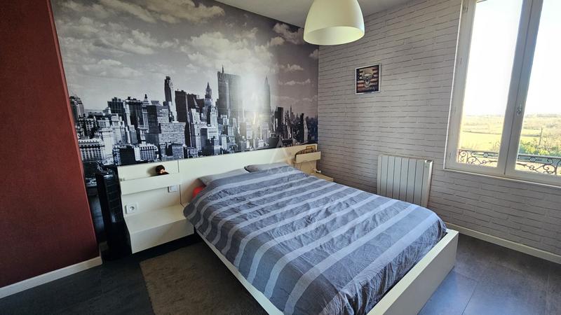 Maison - 332 m² - 6 pièces