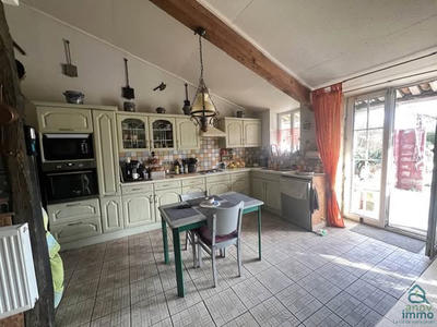 Maison en pierre - 173 m² - 6 pièces