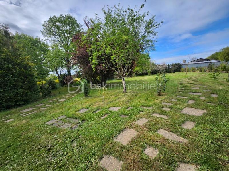 Longère - 220 m² - 8 pièces