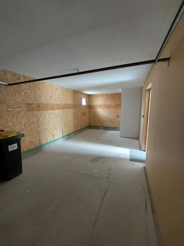 Maison - 93 m² - 4 pièces